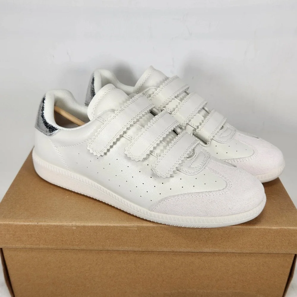 Steve Madden Momentum Sneaker Women Size 8.5 White Silver Triple Strap Casual